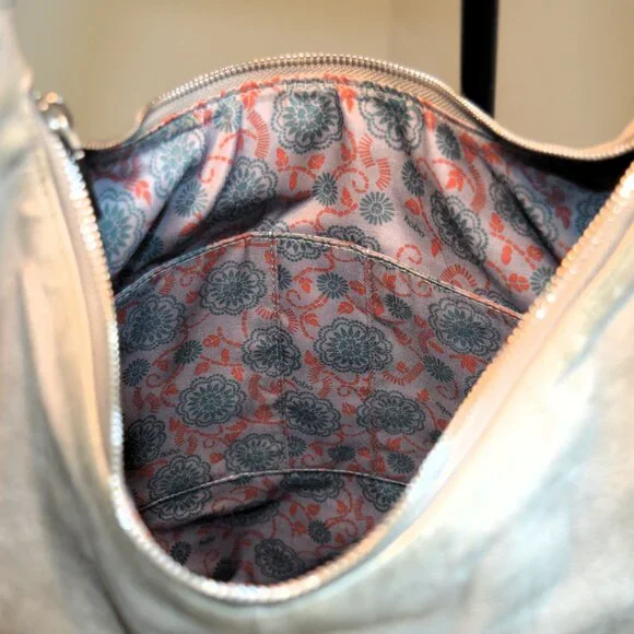 đź–¤ HOBO Joyce Style Shoulder Bag Two-Tone Leather Stone/Gray & Black - Picture 13 of 14